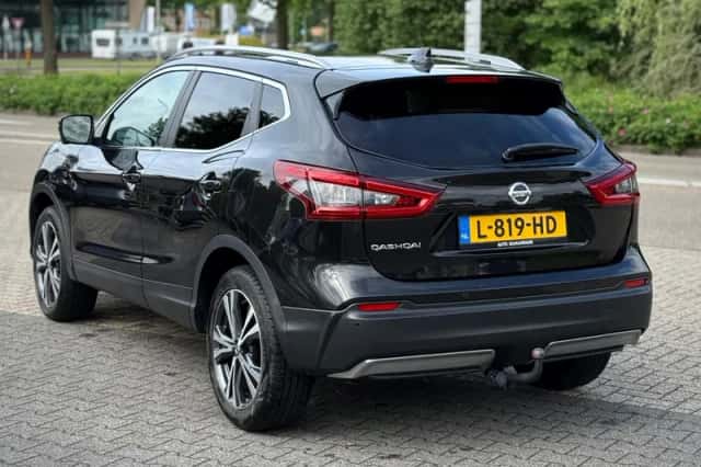 Nissan Qashqai (2019) thumbnail 3