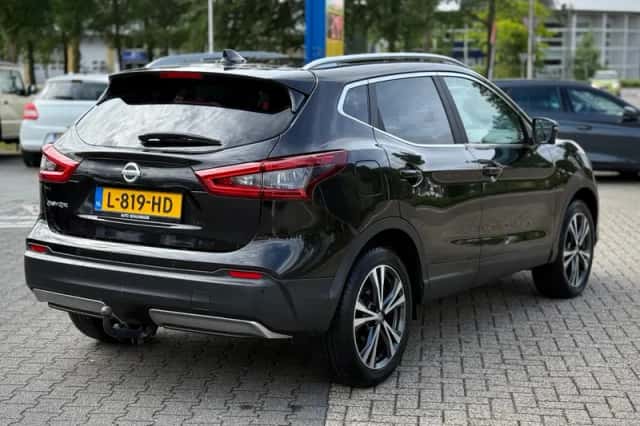 Nissan Qashqai (2019) thumbnail 5