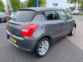 Suzuki Swift (2023) thumbnail 8