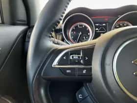 Suzuki Swift (2023) thumbnail 12
