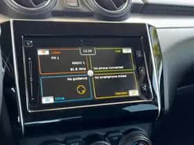 Suzuki Swift (2023) thumbnail 14