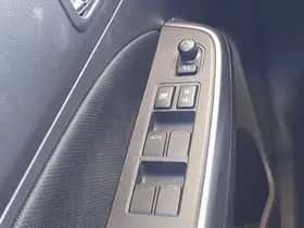 Suzuki Swift (2023) thumbnail 22