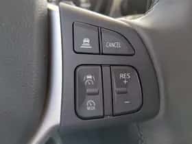 Suzuki S-CROSS (2025) thumbnail 18