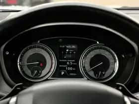 Suzuki S-CROSS (2023) thumbnail 12