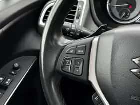 Suzuki S-CROSS (2023) thumbnail 13