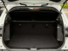 Suzuki S-CROSS (2023) thumbnail 29