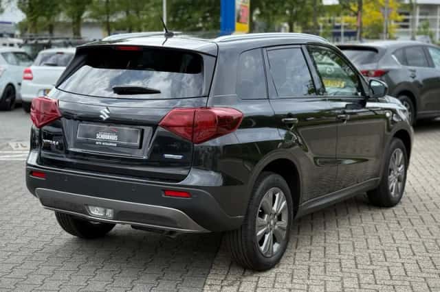 Suzuki Vitara (2025) thumbnail 5