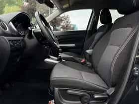 Suzuki Vitara (2025) thumbnail 9