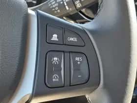 Suzuki S-CROSS (2025) thumbnail 12