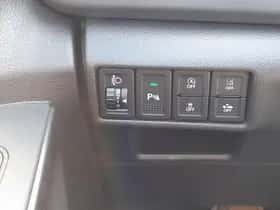 Suzuki S-CROSS (2025) thumbnail 16