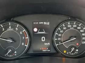 Suzuki S-CROSS (2025) thumbnail 9
