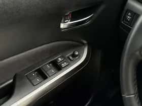 Suzuki Vitara (2025) thumbnail 15