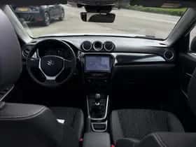 Suzuki Vitara (2025) thumbnail 10