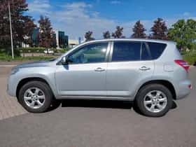 Toyota RAV4 (2012) thumbnail 2
