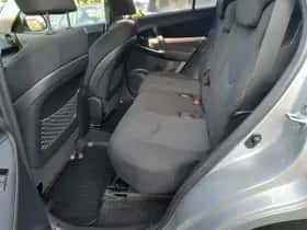 Toyota RAV4 (2012) thumbnail 12