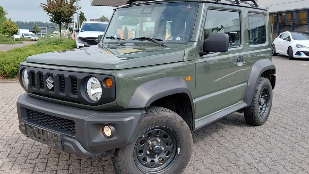 Suzuki JIMNY (2019) — foto 1