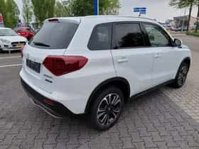 Suzuki Vitara (2022) thumbnail 12