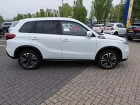 Suzuki Vitara (2022) thumbnail 15