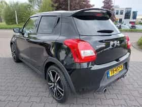 Suzuki Swift (2018) thumbnail 2