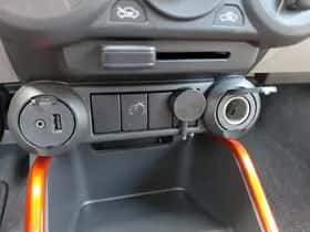 Suzuki Ignis (2018) thumbnail 10