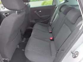 Volkswagen Polo (2012) thumbnail 14