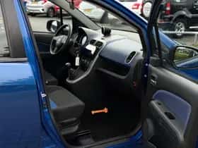 Suzuki SPLASH (2008) thumbnail 24