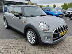 MINI Cooper (2017) thumbnail 27