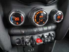 MINI Cooper (2017) thumbnail 8