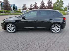 SEAT Leon (2019) thumbnail 7