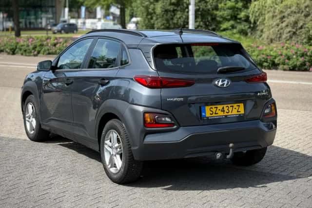 Hyundai Kona (2018) thumbnail 3