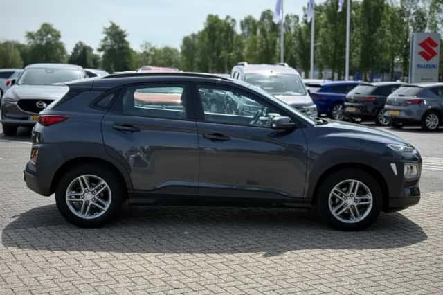 Hyundai Kona (2018) thumbnail 6