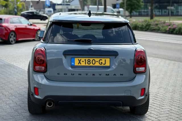 MINI Countryman (2019) thumbnail 4