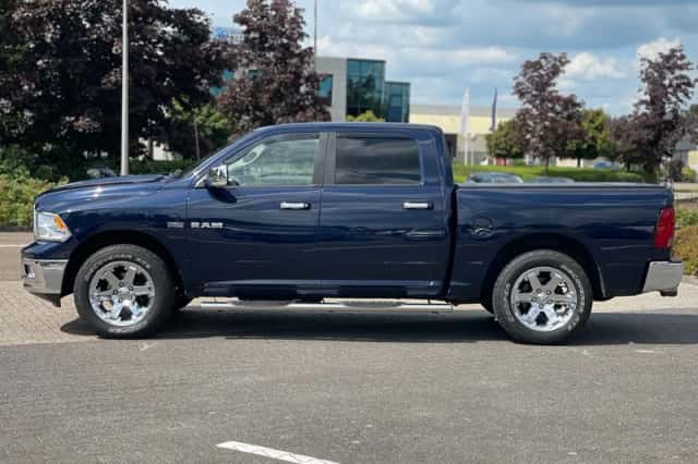 Dodge RAM (2013) thumbnail 2