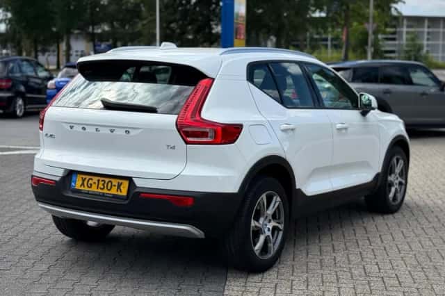 Volvo XC40 (2019) thumbnail 5