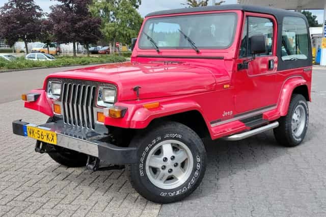 Jeep Wrangler (1991) thumbnail 1