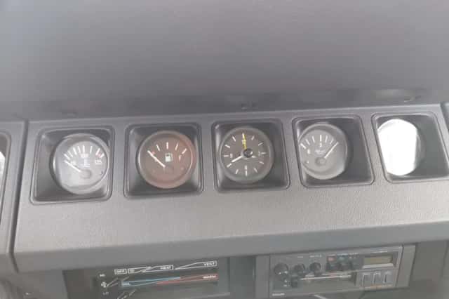 Jeep Wrangler (1991) thumbnail 6