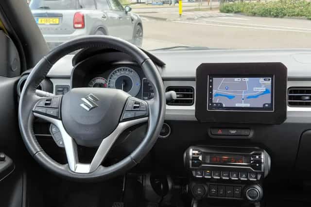 Suzuki Ignis (2021) thumbnail 4