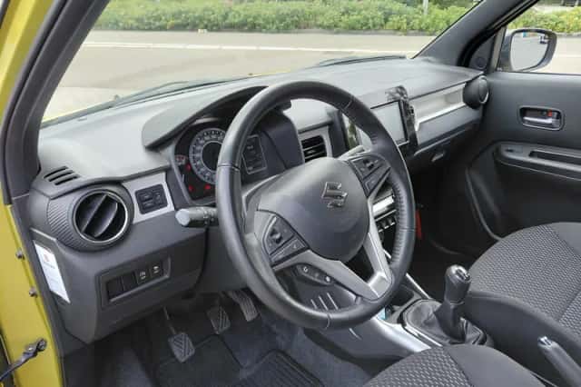 Suzuki Ignis (2021) thumbnail 5