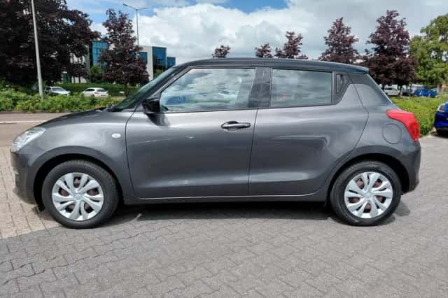 Suzuki Swift (2018) thumbnail 2