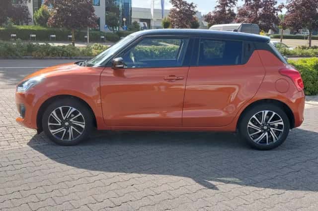 Suzuki Swift (2021) thumbnail 5