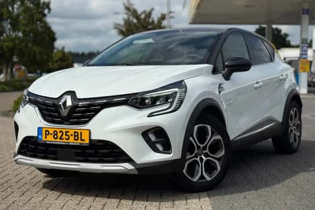 Renault Captur (2021) thumbnail 1