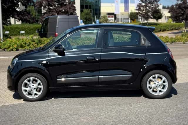Renault Twingo (2016) thumbnail 2