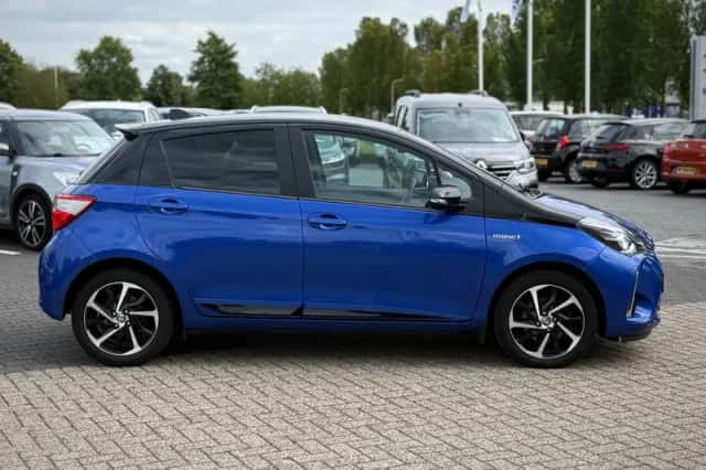 Toyota Yaris (2019) thumbnail 6