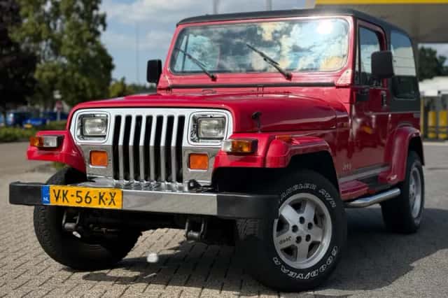Jeep Wrangler (1991) thumbnail 1
