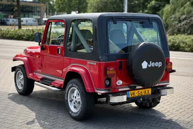 Jeep Wrangler (1991) thumbnail 3
