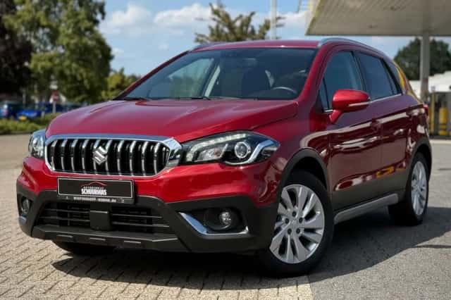 Suzuki SX4 S-Cross (2020) thumbnail 1