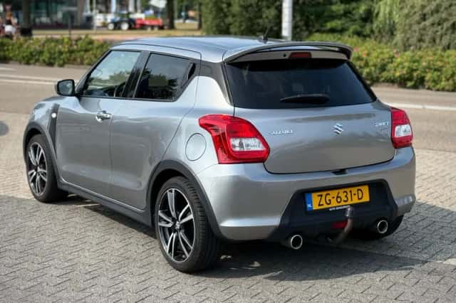 Suzuki Swift (2019) thumbnail 3
