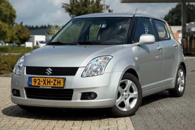 Suzuki Swift (2007) thumbnail 1