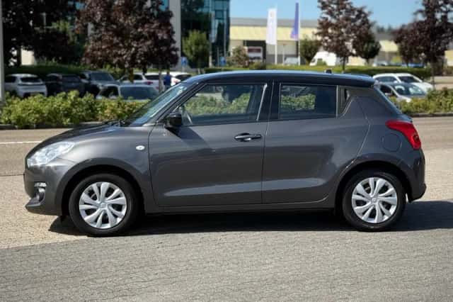 Suzuki Swift (2018) thumbnail 2