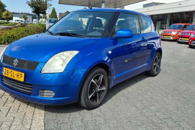 Suzuki Swift (2006) thumbnail 1